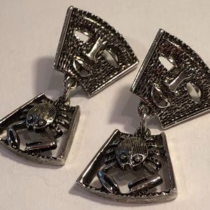 Vintage mask crab Zodiac Cancer clip on Earrings